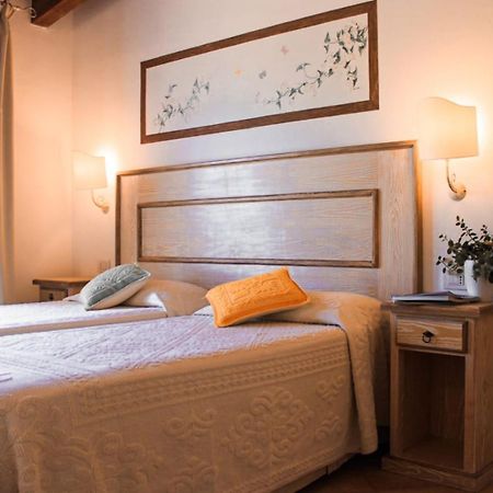 Hotel La Borgata Сан Панталео Екстериор снимка